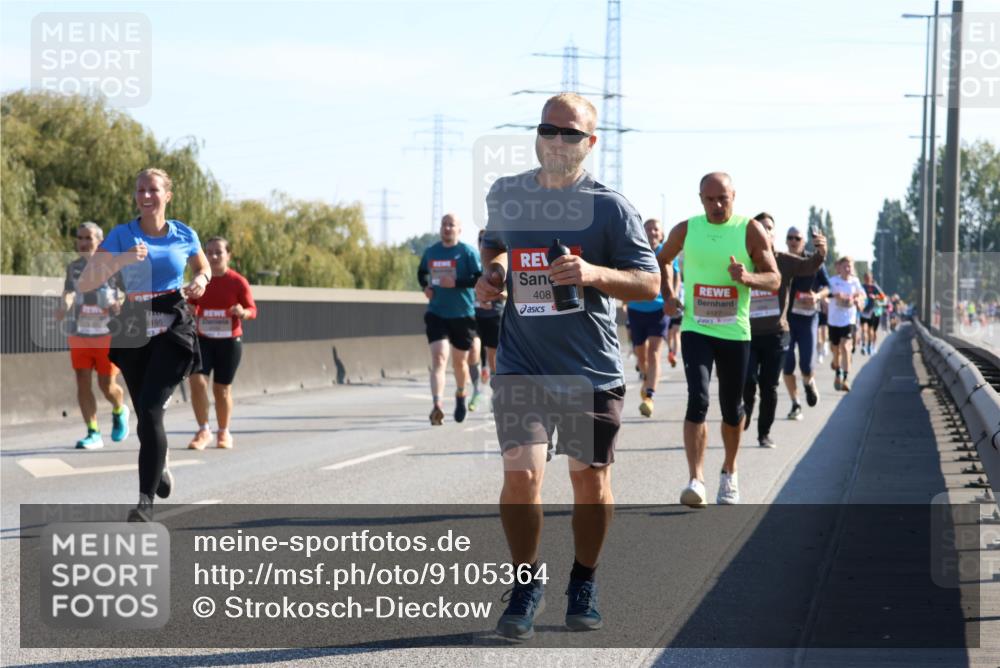 03.10.2025 - Köhlbrandbrückenlauf Strokosch-Dieckow http://msf.ph/oto/9105364 03.10.2025 12:15:15 Position 3 195, 408, 4127 meine-sportfotos.de