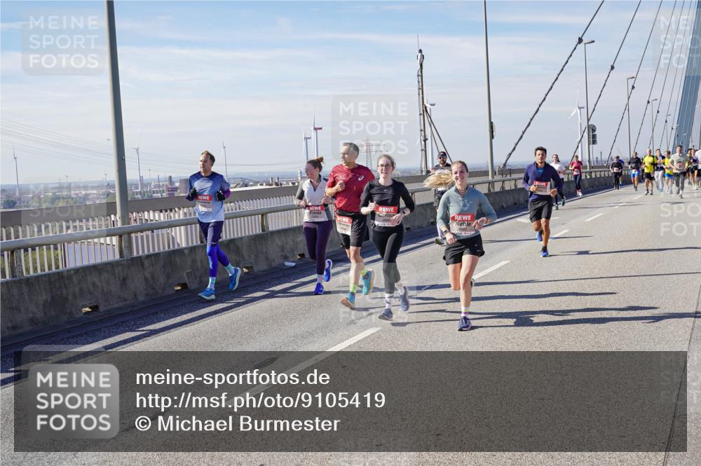 03.10.2025 - Köhlbrandbrückenlauf Michael Burmester http://msf.ph/oto/9105419 03.10.2025 12:49:13 Position 2  meine-sportfotos.de