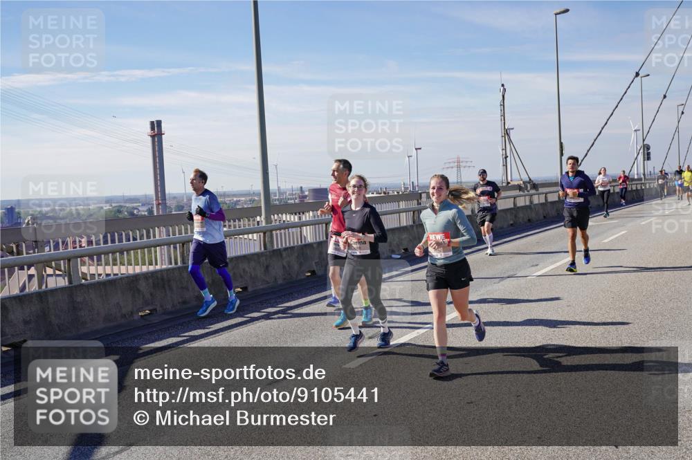 03.10.2025 - Köhlbrandbrückenlauf Michael Burmester http://msf.ph/oto/9105441 03.10.2025 12:49:14 Position 2  meine-sportfotos.de