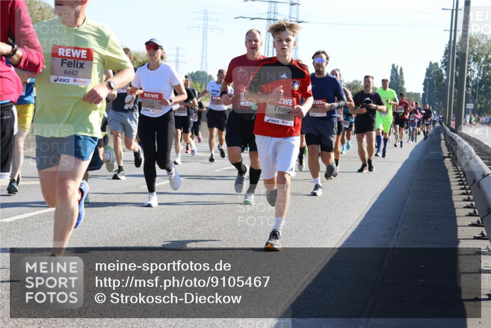 03.10.2025 - Köhlbrandbrückenlauf Strokosch-Dieckow http://msf.ph/oto/9105467 03.10.2025 12:15:38 Position 3 6447, 6786, 4337 meine-sportfotos.de