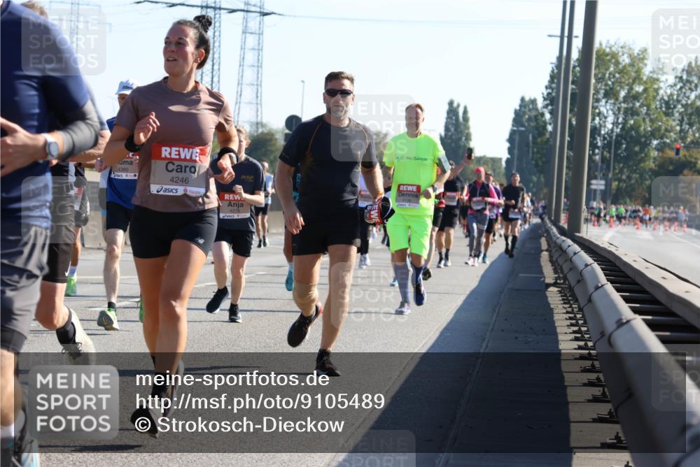03.10.2025 - Köhlbrandbrückenlauf Strokosch-Dieckow http://msf.ph/oto/9105489 03.10.2025 12:15:41 Position 3 4380, 4246 meine-sportfotos.de