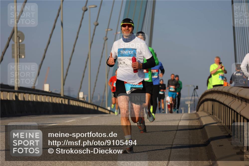 03.10.2025 - Köhlbrandbrückenlauf Strokosch-Dieckow http://msf.ph/oto/9105494 03.10.2025 09:33:17 Position 2  meine-sportfotos.de
