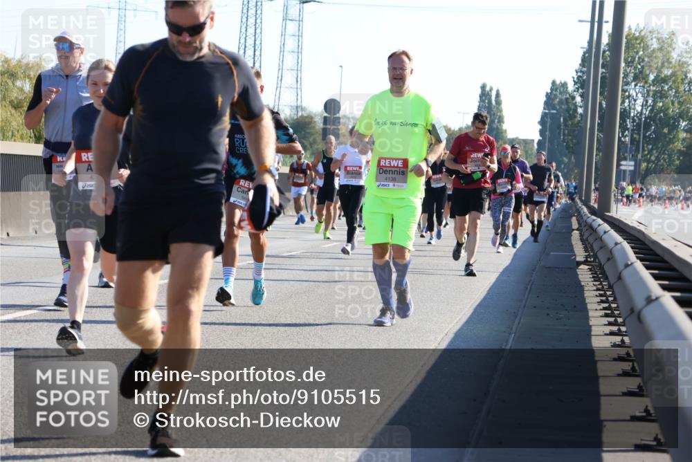 03.10.2025 - Köhlbrandbrückenlauf Strokosch-Dieckow http://msf.ph/oto/9105515 03.10.2025 12:15:43 Position 3 42, 4138 meine-sportfotos.de