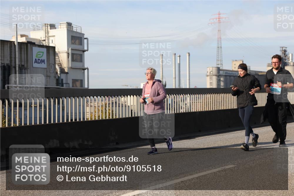03.10.2025 - Köhlbrandbrückenlauf Lena Gebhardt http://msf.ph/oto/9105518 03.10.2025 10:13:01 Position 2  meine-sportfotos.de