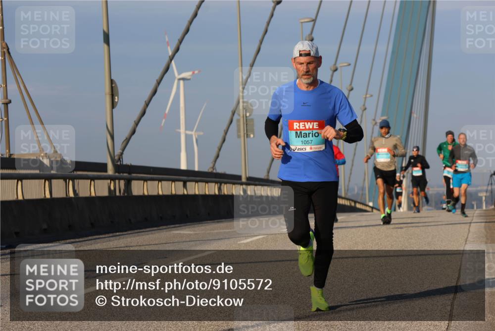 03.10.2025 - Köhlbrandbrückenlauf Strokosch-Dieckow http://msf.ph/oto/9105572 03.10.2025 09:33:23 Position 2 1057 meine-sportfotos.de