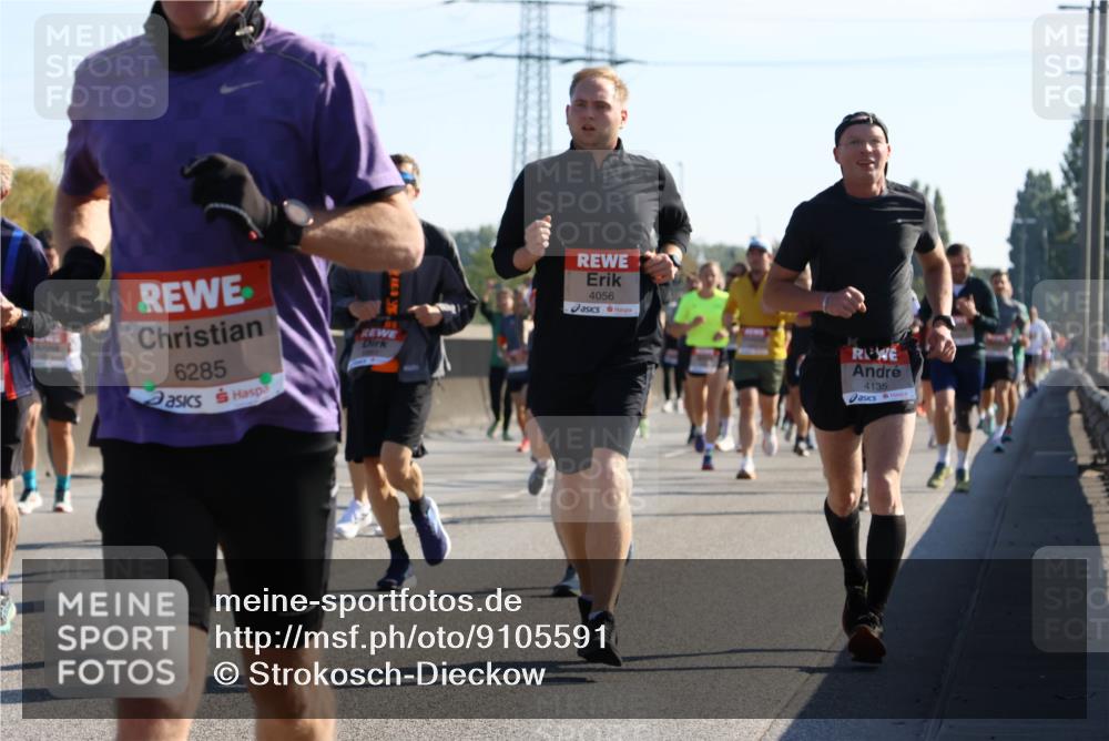 03.10.2025 - Köhlbrandbrückenlauf Strokosch-Dieckow http://msf.ph/oto/9105591 03.10.2025 12:15:56 Position 3 6285, 4056, 4135 meine-sportfotos.de