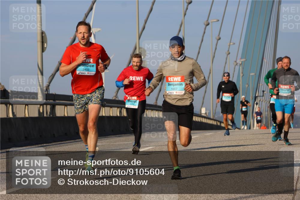 03.10.2025 - Köhlbrandbrückenlauf Strokosch-Dieckow http://msf.ph/oto/9105604 03.10.2025 09:33:27 Position 2 2402, 3401, 1007, 1026 meine-sportfotos.de