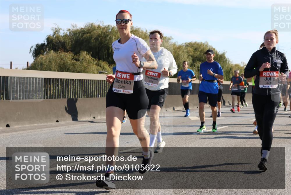 03.10.2025 - Köhlbrandbrückenlauf Strokosch-Dieckow http://msf.ph/oto/9105622 03.10.2025 12:16:03 Position 3 6089, 4856, 4718 meine-sportfotos.de