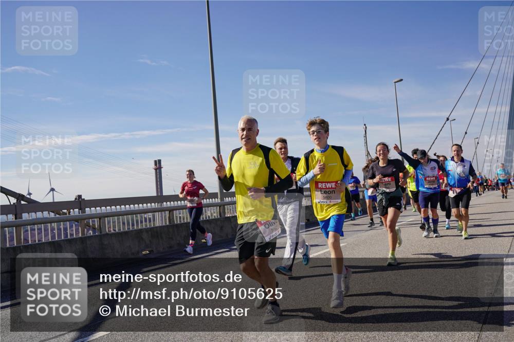 03.10.2025 - Köhlbrandbrückenlauf Michael Burmester http://msf.ph/oto/9105625 03.10.2025 12:49:25 Position 2 5801, 5800 meine-sportfotos.de