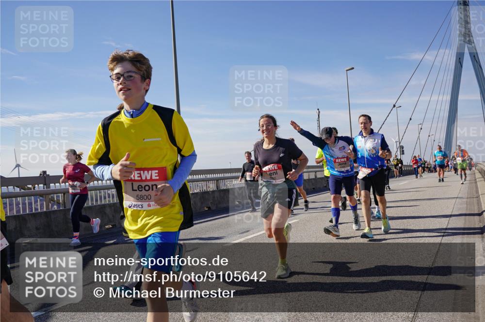 03.10.2025 - Köhlbrandbrückenlauf Michael Burmester http://msf.ph/oto/9105642 03.10.2025 12:49:26 Position 2 5800 meine-sportfotos.de
