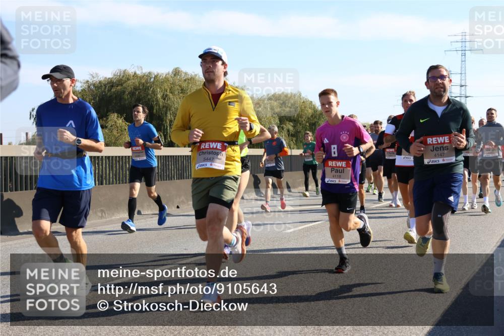 03.10.2025 - Köhlbrandbrückenlauf Strokosch-Dieckow http://msf.ph/oto/9105643 03.10.2025 12:16:05 Position 3 5447, 4118, 4147 meine-sportfotos.de