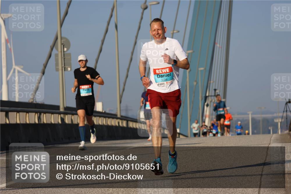 03.10.2025 - Köhlbrandbrückenlauf Strokosch-Dieckow http://msf.ph/oto/9105651 03.10.2025 09:33:41 Position 2 3086 meine-sportfotos.de