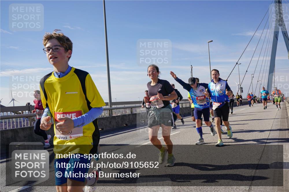 03.10.2025 - Köhlbrandbrückenlauf Michael Burmester http://msf.ph/oto/9105652 03.10.2025 12:49:26 Position 2 2 meine-sportfotos.de
