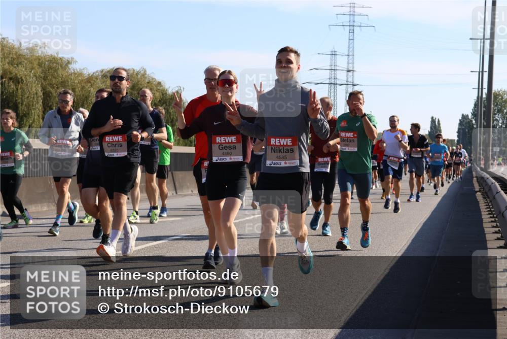 03.10.2025 - Köhlbrandbrückenlauf Strokosch-Dieckow http://msf.ph/oto/9105679 03.10.2025 12:16:07 Position 3 6323, 4490, 4585, 5707 meine-sportfotos.de