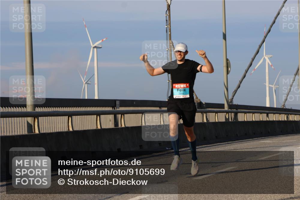 03.10.2025 - Köhlbrandbrückenlauf Strokosch-Dieckow http://msf.ph/oto/9105699 03.10.2025 09:33:47 Position 2 3299 meine-sportfotos.de