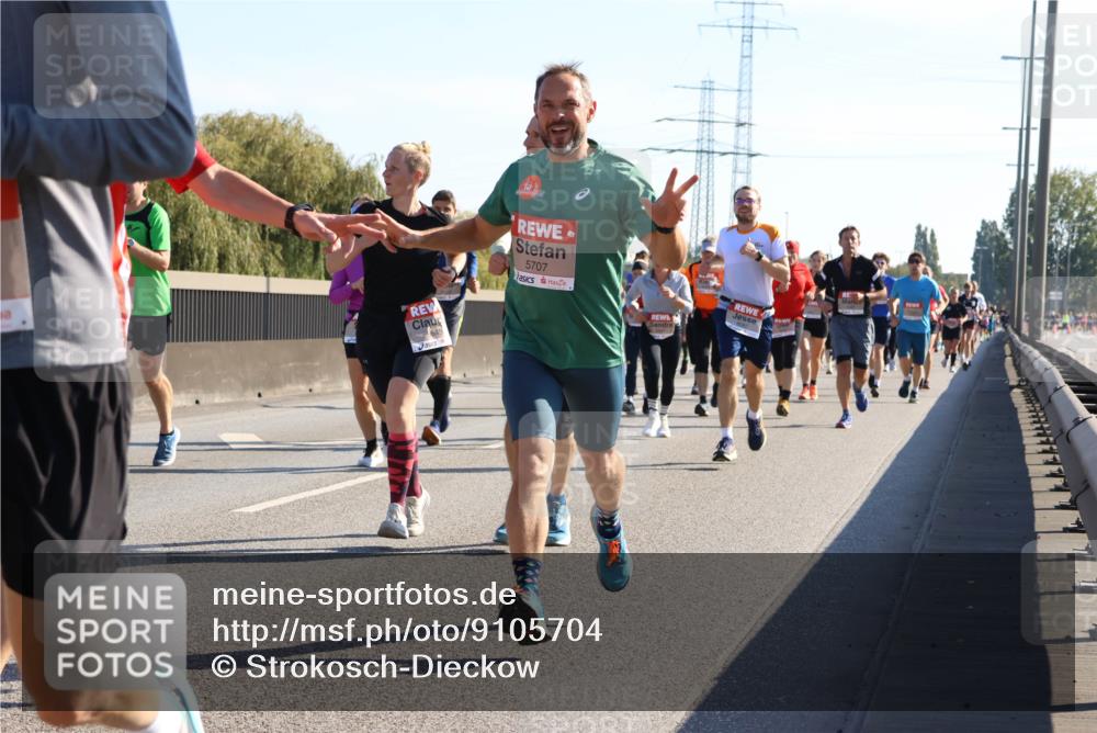 03.10.2025 - Köhlbrandbrückenlauf Strokosch-Dieckow http://msf.ph/oto/9105704 03.10.2025 12:16:09 Position 3 5707 meine-sportfotos.de