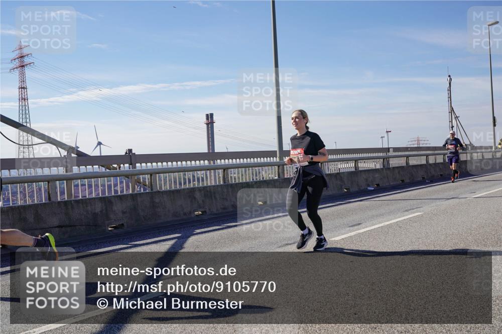 03.10.2025 - Köhlbrandbrückenlauf Michael Burmester http://msf.ph/oto/9105770 03.10.2025 12:49:31 Position 2  meine-sportfotos.de