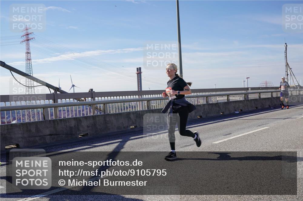 03.10.2025 - Köhlbrandbrückenlauf Michael Burmester http://msf.ph/oto/9105795 03.10.2025 12:49:31 Position 2  meine-sportfotos.de