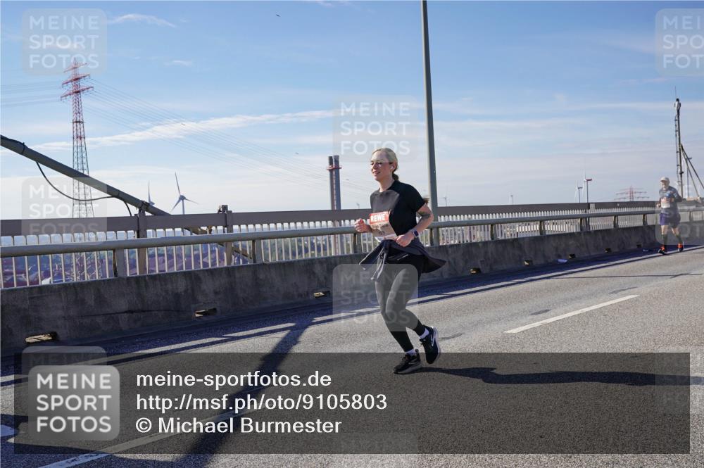 03.10.2025 - Köhlbrandbrückenlauf Michael Burmester http://msf.ph/oto/9105803 03.10.2025 12:49:31 Position 2  meine-sportfotos.de
