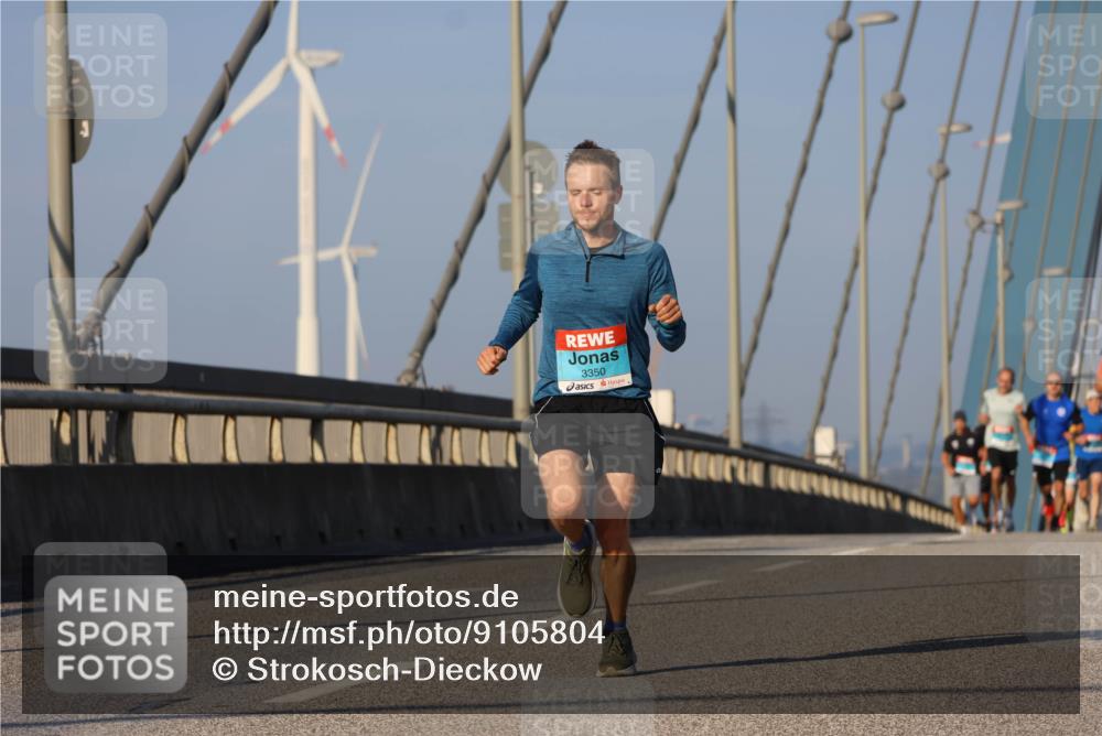 03.10.2025 - Köhlbrandbrückenlauf Strokosch-Dieckow http://msf.ph/oto/9105804 03.10.2025 09:33:56 Position 2 3350 meine-sportfotos.de