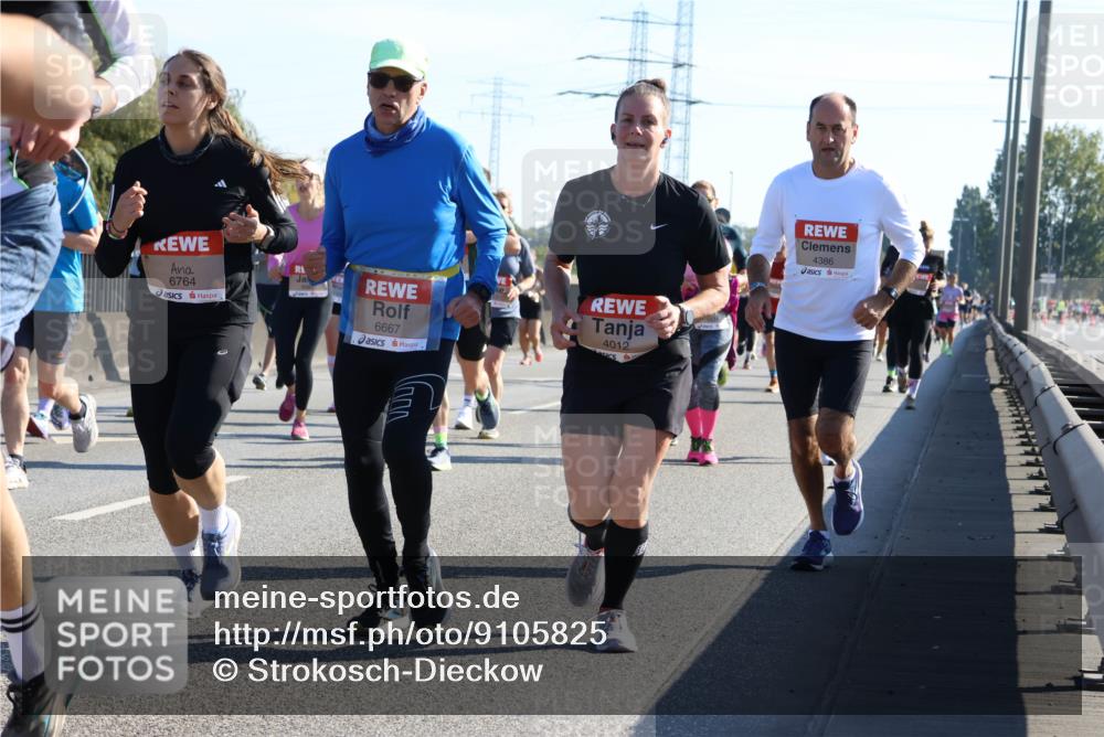 03.10.2025 - Köhlbrandbrückenlauf Strokosch-Dieckow http://msf.ph/oto/9105825 03.10.2025 12:16:24 Position 3 6764, 6667, 4012, 4386 meine-sportfotos.de