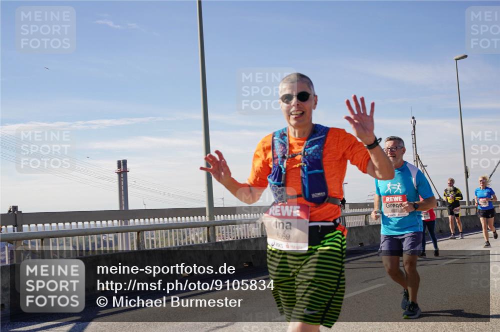 03.10.2025 - Köhlbrandbrückenlauf Michael Burmester http://msf.ph/oto/9105834 03.10.2025 12:49:33 Position 2 6069 meine-sportfotos.de