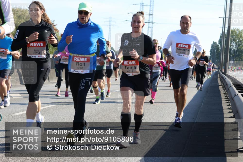 03.10.2025 - Köhlbrandbrückenlauf Strokosch-Dieckow http://msf.ph/oto/9105836 03.10.2025 12:16:24 Position 3 290, 6764, 6667, 4012, 4386 meine-sportfotos.de