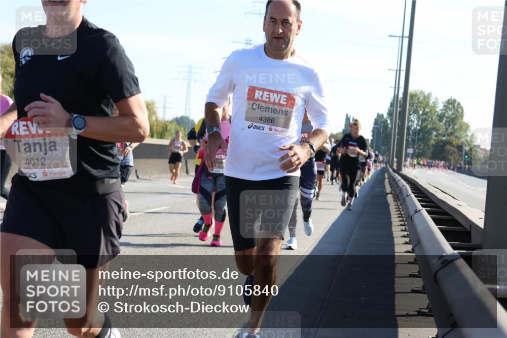 03.10.2025 - Köhlbrandbrückenlauf Strokosch-Dieckow http://msf.ph/oto/9105840 03.10.2025 12:16:25 Position 3 4012, 4386 meine-sportfotos.de