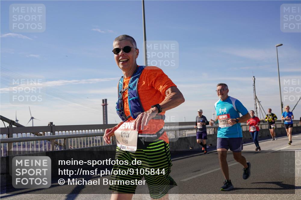 03.10.2025 - Köhlbrandbrückenlauf Michael Burmester http://msf.ph/oto/9105844 03.10.2025 12:49:33 Position 2 6069 meine-sportfotos.de
