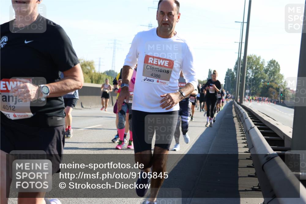 03.10.2025 - Köhlbrandbrückenlauf Strokosch-Dieckow http://msf.ph/oto/9105845 03.10.2025 12:16:26 Position 3 4012, 4386 meine-sportfotos.de
