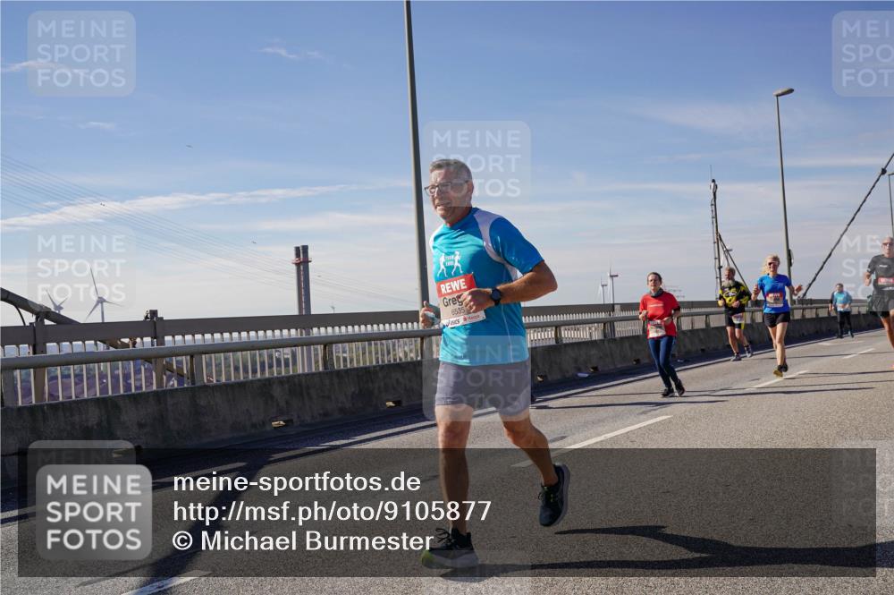 03.10.2025 - Köhlbrandbrückenlauf Michael Burmester http://msf.ph/oto/9105877 03.10.2025 12:49:33 Position 2 1993, 6535 meine-sportfotos.de