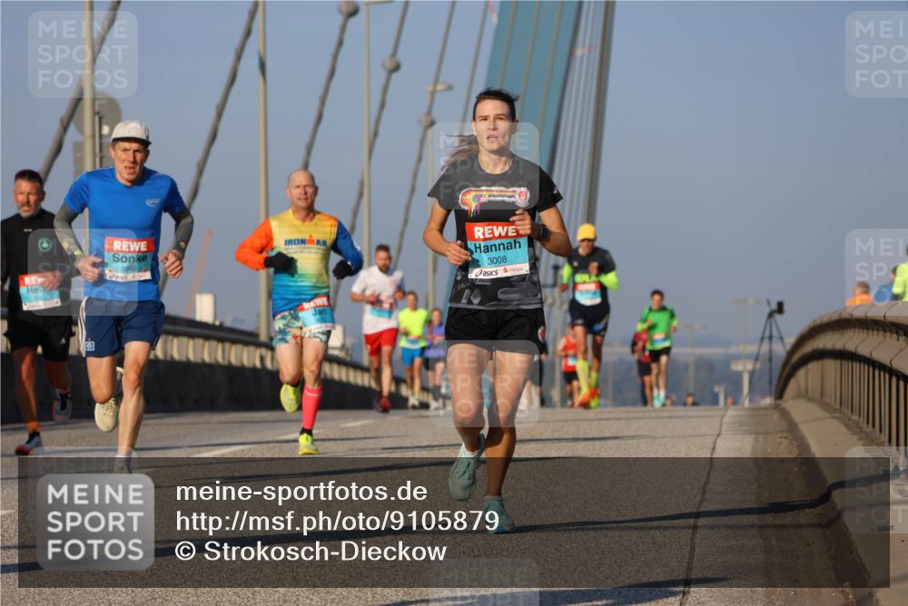 03.10.2025 - Köhlbrandbrückenlauf Strokosch-Dieckow http://msf.ph/oto/9105879 03.10.2025 09:34:12 Position 2 3248, 3008 meine-sportfotos.de