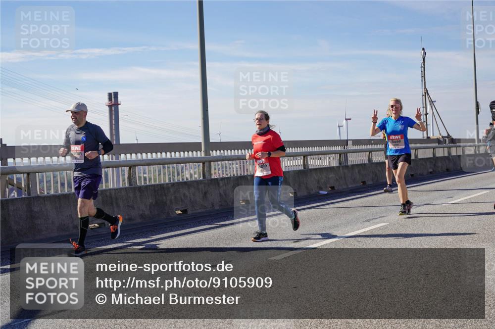 03.10.2025 - Köhlbrandbrückenlauf Michael Burmester http://msf.ph/oto/9105909 03.10.2025 12:49:35 Position 2  meine-sportfotos.de