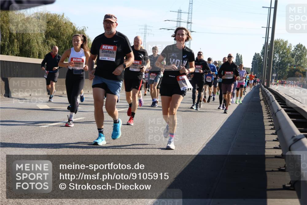 03.10.2025 - Köhlbrandbrückenlauf Strokosch-Dieckow http://msf.ph/oto/9105915 03.10.2025 12:16:34 Position 3 4564, 6563, 4346 meine-sportfotos.de