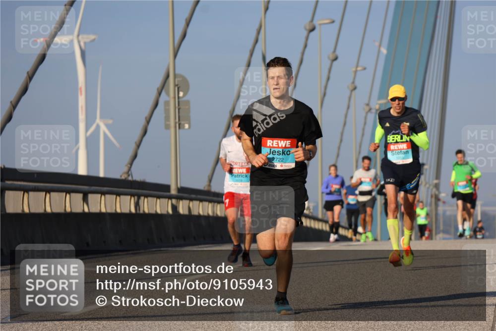 03.10.2025 - Köhlbrandbrückenlauf Strokosch-Dieckow http://msf.ph/oto/9105943 03.10.2025 09:34:19 Position 2 2722 meine-sportfotos.de