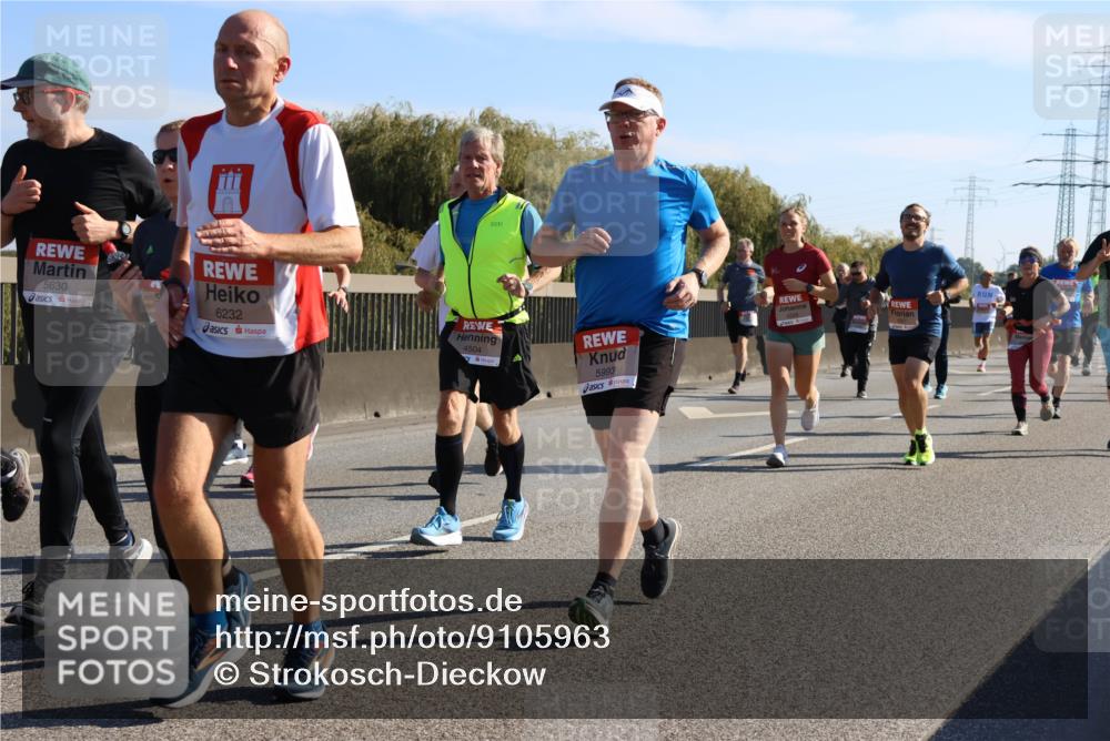 03.10.2025 - Köhlbrandbrückenlauf Strokosch-Dieckow http://msf.ph/oto/9105963 03.10.2025 12:16:44 Position 3 5630, 6232, 4504, 5993 meine-sportfotos.de