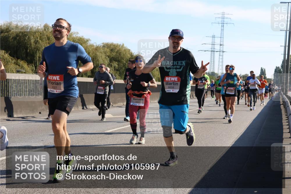 03.10.2025 - Köhlbrandbrückenlauf Strokosch-Dieckow http://msf.ph/oto/9105987 03.10.2025 12:16:47 Position 3 4327, 5641, 2025, 6658 meine-sportfotos.de