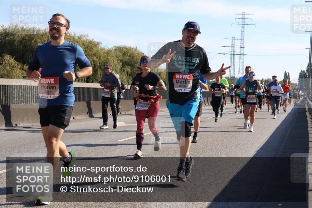 03.10.2025 - Köhlbrandbrückenlauf Strokosch-Dieckow http://msf.ph/oto/9106001 03.10.2025 12:16:47 Position 3 4327, 2025, 6658 meine-sportfotos.de