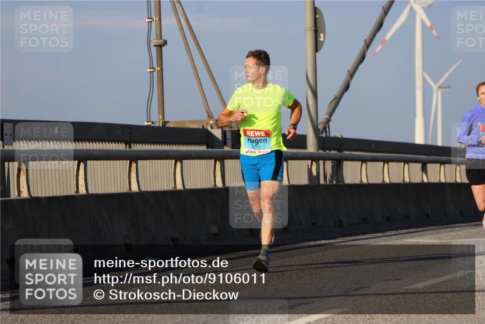 03.10.2025 - Köhlbrandbrückenlauf Strokosch-Dieckow http://msf.ph/oto/9106011 03.10.2025 09:34:28 Position 2 3712 meine-sportfotos.de