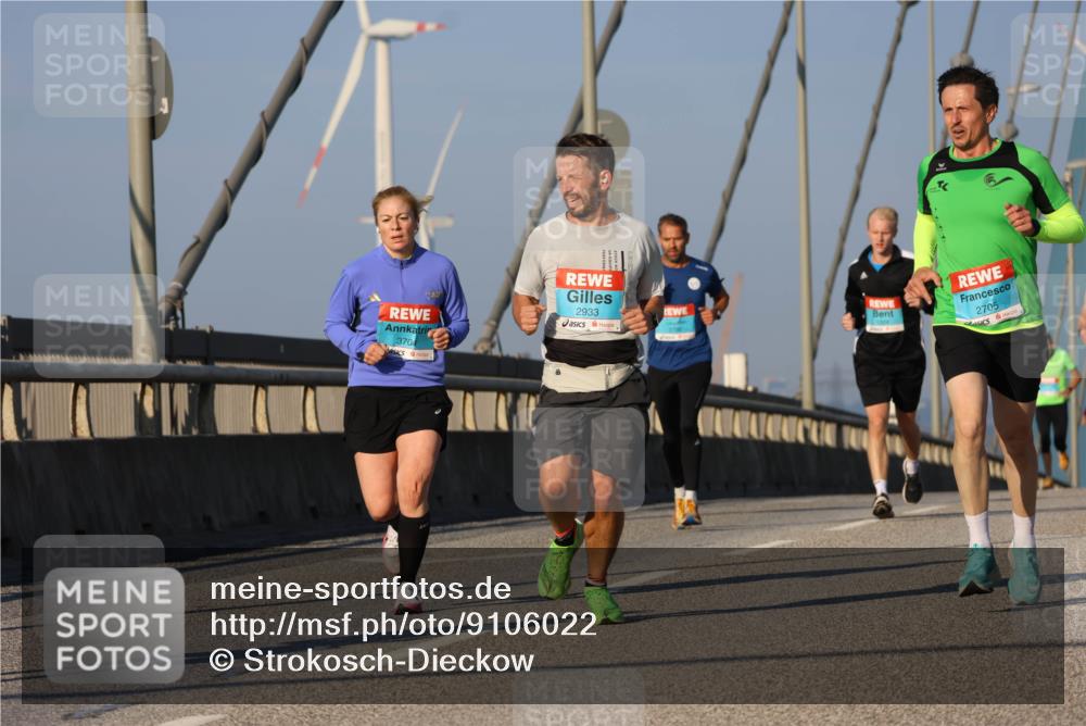 03.10.2025 - Köhlbrandbrückenlauf Strokosch-Dieckow http://msf.ph/oto/9106022 03.10.2025 09:34:30 Position 2 3704, 2933, 2705 meine-sportfotos.de