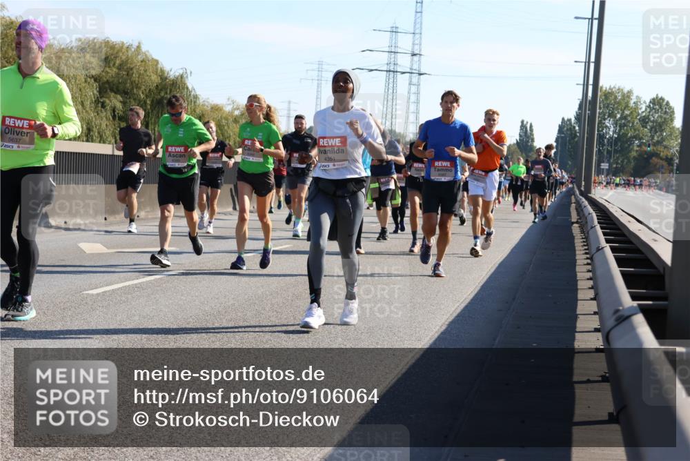 03.10.2025 - Köhlbrandbrückenlauf Strokosch-Dieckow http://msf.ph/oto/9106064 03.10.2025 12:16:52 Position 3 5637, 6348, 4351 meine-sportfotos.de