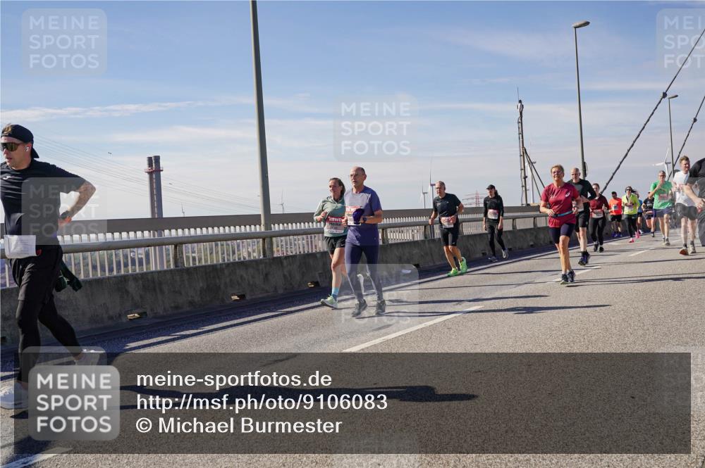 03.10.2025 - Köhlbrandbrückenlauf Michael Burmester http://msf.ph/oto/9106083 03.10.2025 12:49:44 Position 2  meine-sportfotos.de