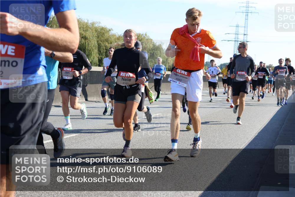 03.10.2025 - Köhlbrandbrückenlauf Strokosch-Dieckow http://msf.ph/oto/9106089 03.10.2025 12:16:56 Position 3 2, 4336, 4161, 4062 meine-sportfotos.de