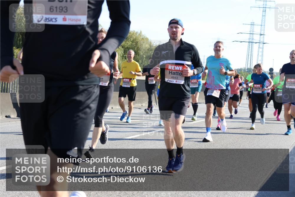 03.10.2025 - Köhlbrandbrückenlauf Strokosch-Dieckow http://msf.ph/oto/9106136 03.10.2025 12:17:02 Position 3 6193, 4643, 21, 4381 meine-sportfotos.de