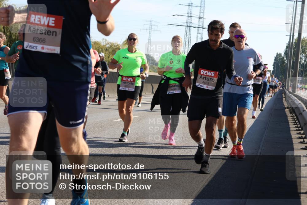 03.10.2025 - Köhlbrandbrückenlauf Strokosch-Dieckow http://msf.ph/oto/9106155 03.10.2025 12:17:06 Position 3 6366, 6252, 6249, 4665 meine-sportfotos.de
