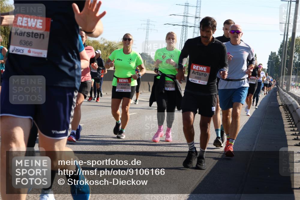 03.10.2025 - Köhlbrandbrückenlauf Strokosch-Dieckow http://msf.ph/oto/9106166 03.10.2025 12:17:06 Position 3 6366, 6252, 6249, 4665 meine-sportfotos.de