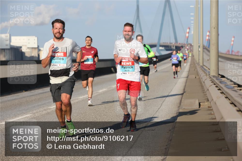 03.10.2025 - Köhlbrandbrückenlauf Lena Gebhardt http://msf.ph/oto/9106217 03.10.2025 09:39:17 Position 2 2933, 3618, 7, 77 meine-sportfotos.de