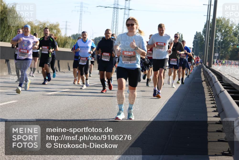 03.10.2025 - Köhlbrandbrückenlauf Strokosch-Dieckow http://msf.ph/oto/9106276 03.10.2025 12:17:24 Position 3 4244, 4544 meine-sportfotos.de