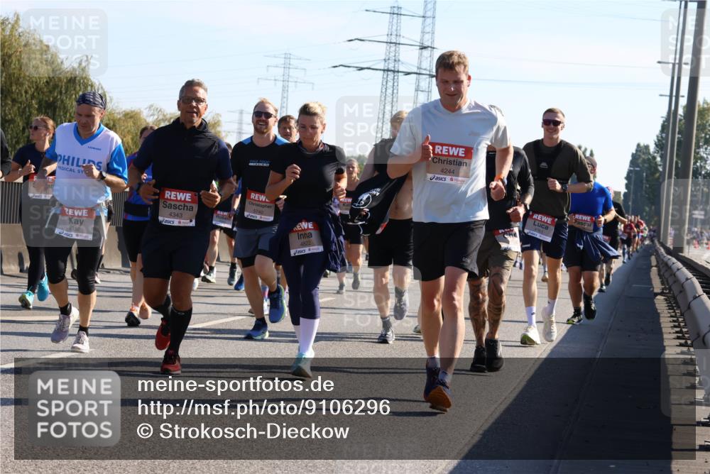 03.10.2025 - Köhlbrandbrückenlauf Strokosch-Dieckow http://msf.ph/oto/9106296 03.10.2025 12:17:26 Position 3 5352, 4343, 5740, 4244, 4822 meine-sportfotos.de