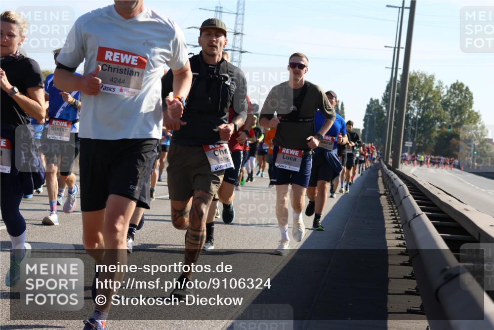 03.10.2025 - Köhlbrandbrückenlauf Strokosch-Dieckow http://msf.ph/oto/9106324 03.10.2025 12:17:28 Position 3 4191, 4244, 499, 4761 meine-sportfotos.de